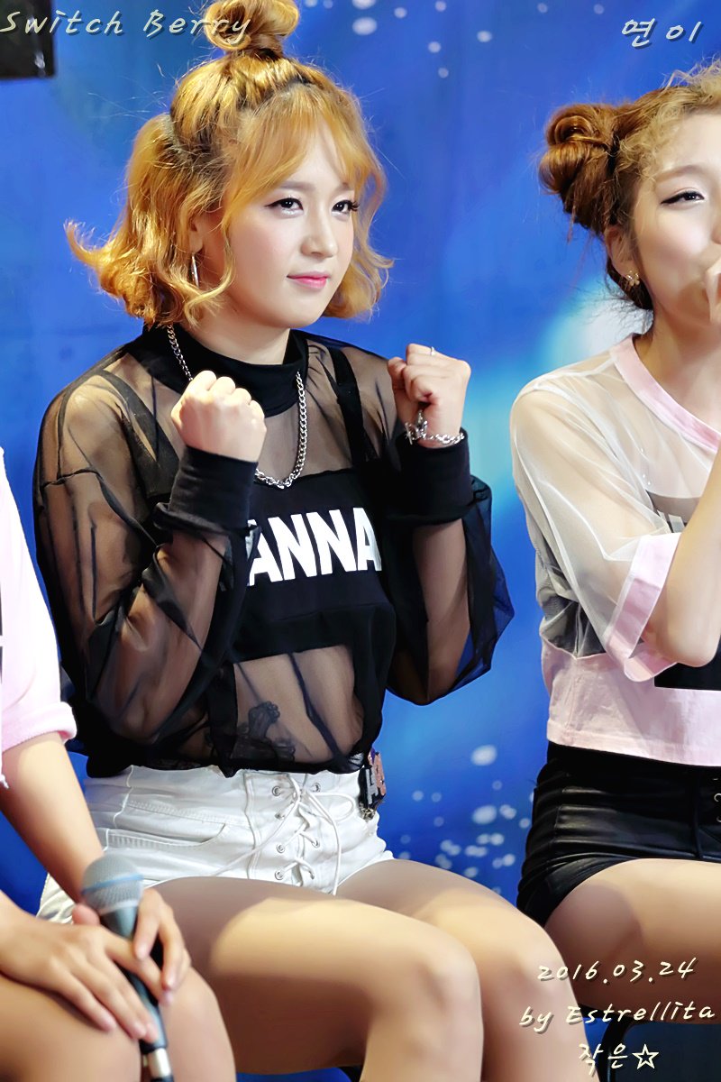 xirocco2's tweet image. 2016.03.24 #스위치베리 #SwitchBerry #연이 #강남역 #강남TV #가상현실360vr콘서트 
#새롬 #두유 #민지 #지민 #흔들려