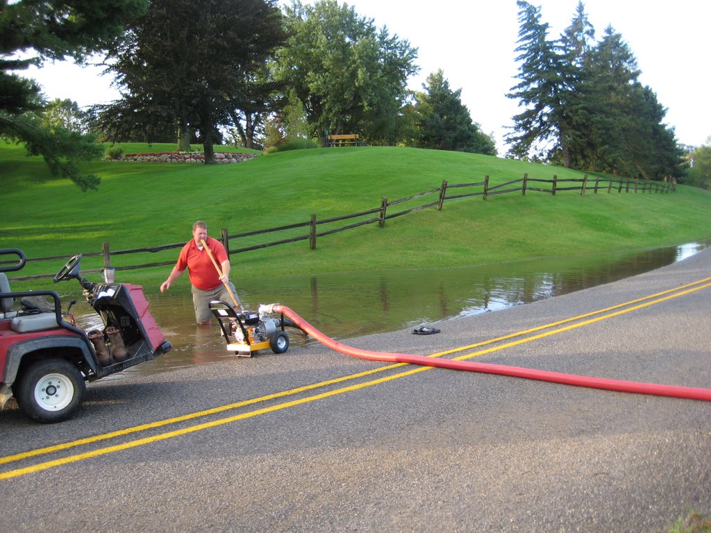 GLCCTurf's tweet photo. @doc_deezzy @glccgrassguy @glccturfmec Here she is brand new b4 taking a wild ride down the road! #2008 #TrashPump https://t.co/ZXCeJHznxY