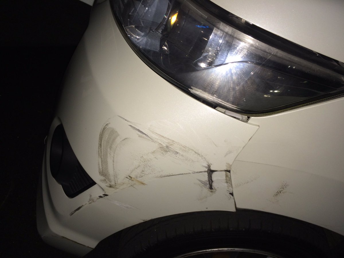 Ho San בטוויטר 今日の夜19 10頃に天満橋渡って二つ目の交差点で宮崎500め 95の白の車に当て逃げされました 相手の右前に傷があります 見つけたら教えて下さい くそったれ警察が T Co 6deagt1wsp