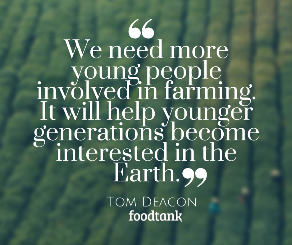 foodtank's tweet photo. Woohoo, it's #FarmerFriday! Read more from Tom: https://t.co/Dcm5PuGVWJ https://t.co/Nxg4r9KohB