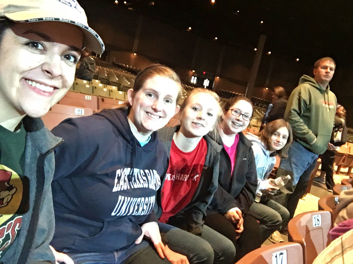 jennadtoland's tweet photo. FOLLOW @FirstPottsboro ON TWITTER! #NTXER #kindlestudents https://t.co/Xn9AuEgNBZ