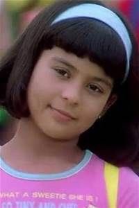 thedesitweets's tweet photo. The little Anjali from Kuch Kuch Hota Hai glo'd up so hard😍 https://t.co/kVQcguErbM