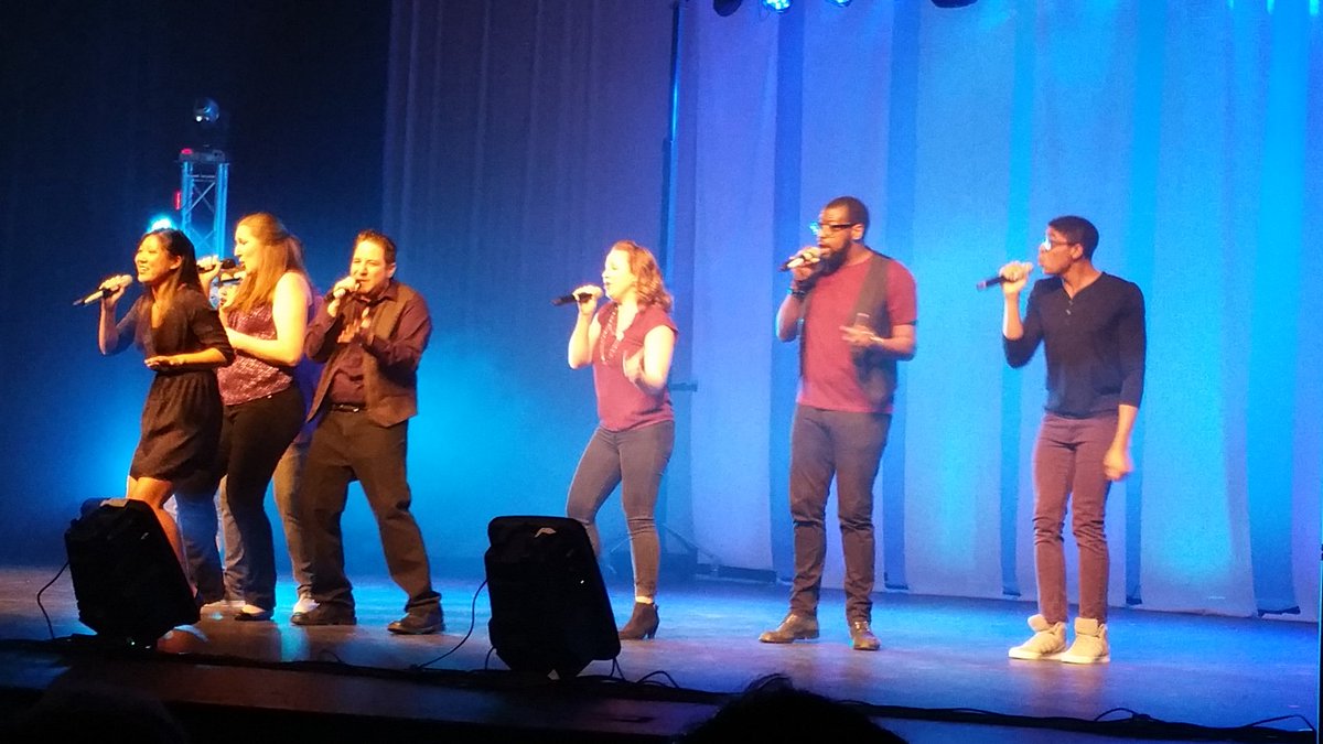 acappella_show's tweet photo. @VoxPopDC layin' it down! @SingStrong #acappella #SingStongDC https://t.co/16eTjRDmBc