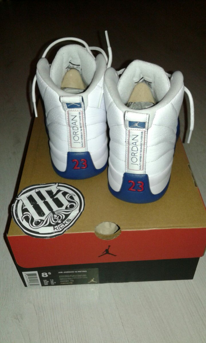 o_g_kicks's tweet image. French blue's 12 DS
Size 8.5
Send DM
@SCOOP208 @Deadlaced @CopThese @YourShoePlug21 @cali4niakicks @Kickz_Are_Us