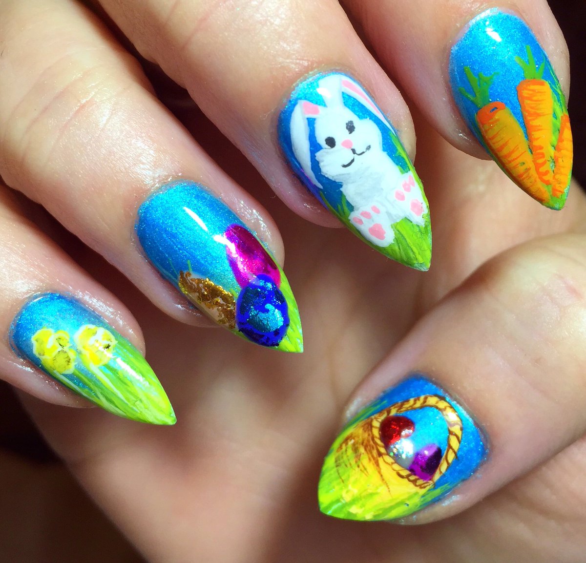 #Easter #bunny #eggs #pigments #paint <a href="/becreativenails/">Be Creative</a> #foil