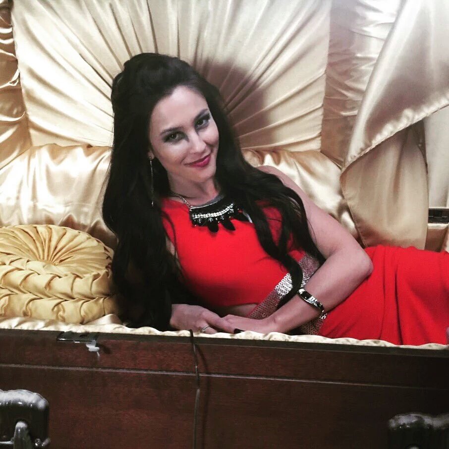 TMI_Uruguay's tweet photo. Can't wait to see @kaitdubz as Camille again! #Shadowhunters #MorningStar #SpringSeasonFinale https://t.co/Vx6oiFXlxc