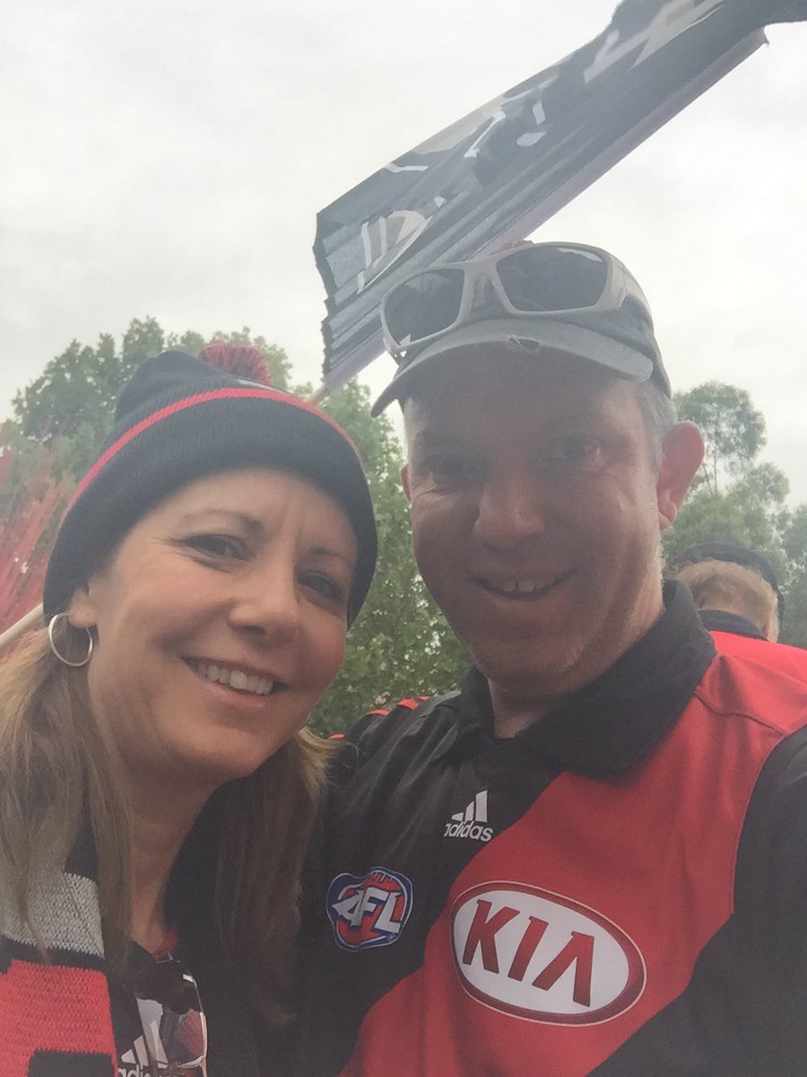 MikeWalshAUS's tweet photo. Fed Square is looking very red & black today for the players #InThisTogether #DonTheSash #SupportThe34 #GoBombers https://t.co/BocBtBm7fB