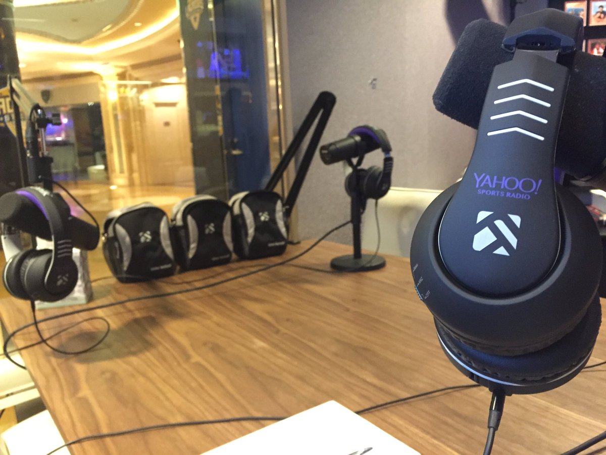 sportstalkmatt's tweet photo. Our studio headphones are being provided by @FarbeTechnik @YSportsRadio @LagassesStadium @PalazzoVegas https://t.co/lmOD8LNXMZ
