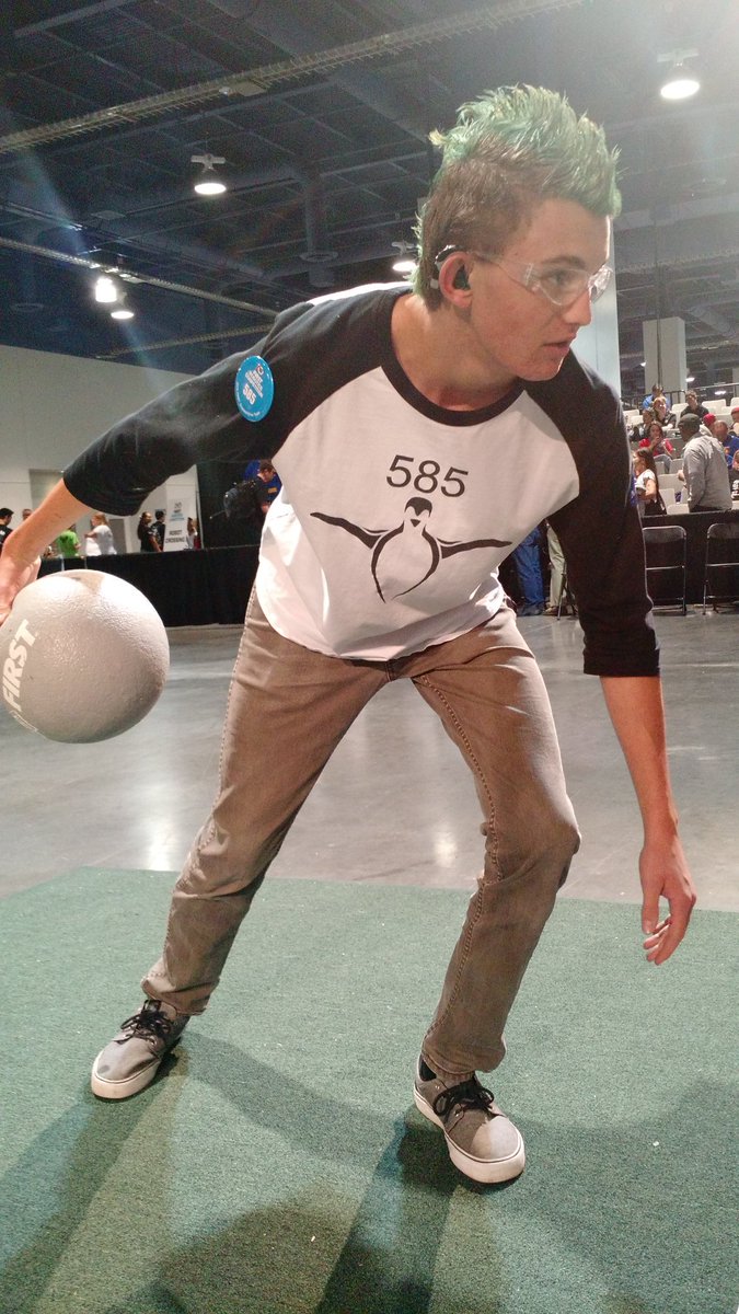 FRCTeams's tweet photo. This #humanplayer can bowl a boulder over the defense NEXT to the low bar! What can you do? #omgrobots @firstnevada https://t.co/zuLjHRqP8R