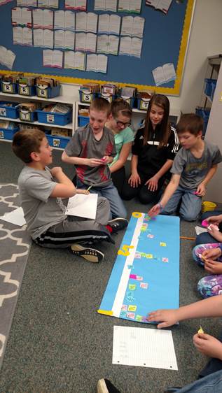 TeacherCarri's tweet photo. @simondsuperstar 4/5ers show knowledge by creating a fraction number line w/different denominators! #WeAreLamphere https://t.co/Xxn1Szelvk