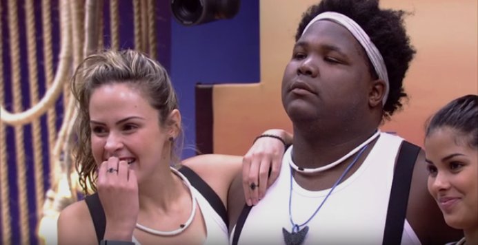 ronanoliveirav's tweet photo. Cumplicidade e muito amor! <3
#FicaRonan #RonanBBB16 #BBB16 #TeamRonan
@anapaularenault @MunikBarbosa https://t.co/WAmto3XLOy