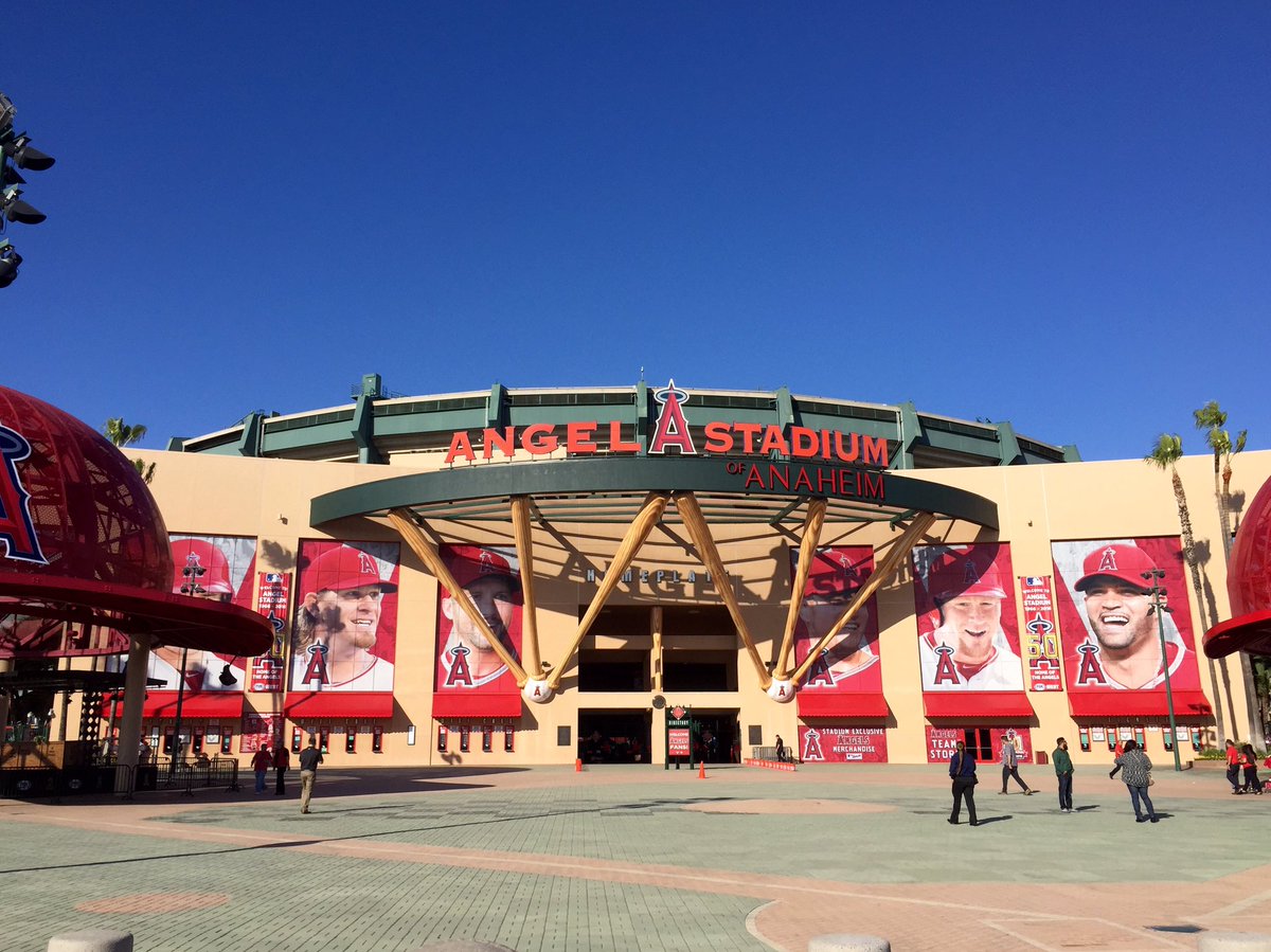 adritoolnation's tweet photo. What a great time we had yesterday at the #ProStadiumMAE @Angels stadium w/the @HomeDepot @RIDGIDPower #TeamRIDGID https://t.co/dffEVXOgwZ
