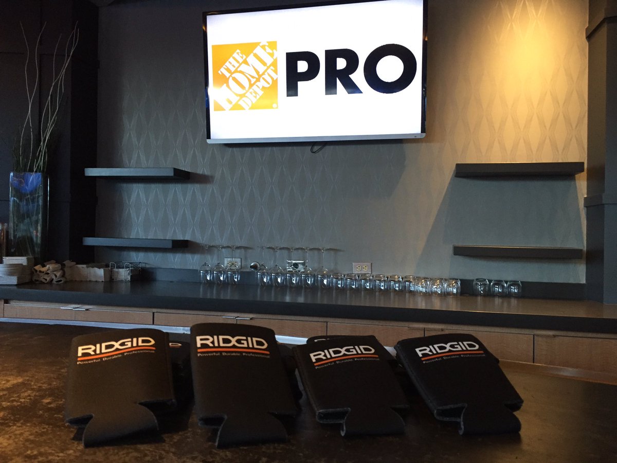 adritoolnation's tweet photo. What a great time we had yesterday at the #ProStadiumMAE @Angels stadium w/the @HomeDepot @RIDGIDPower #TeamRIDGID https://t.co/dffEVXOgwZ