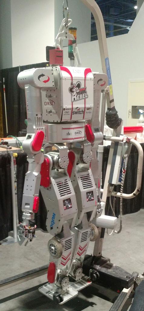 FRCTeams's tweet photo. Cool robots making an appearance! @firstnevada @UNLVEngineering @DRCHubo_UNLV #omgrobots https://t.co/RrWU8nbQh9