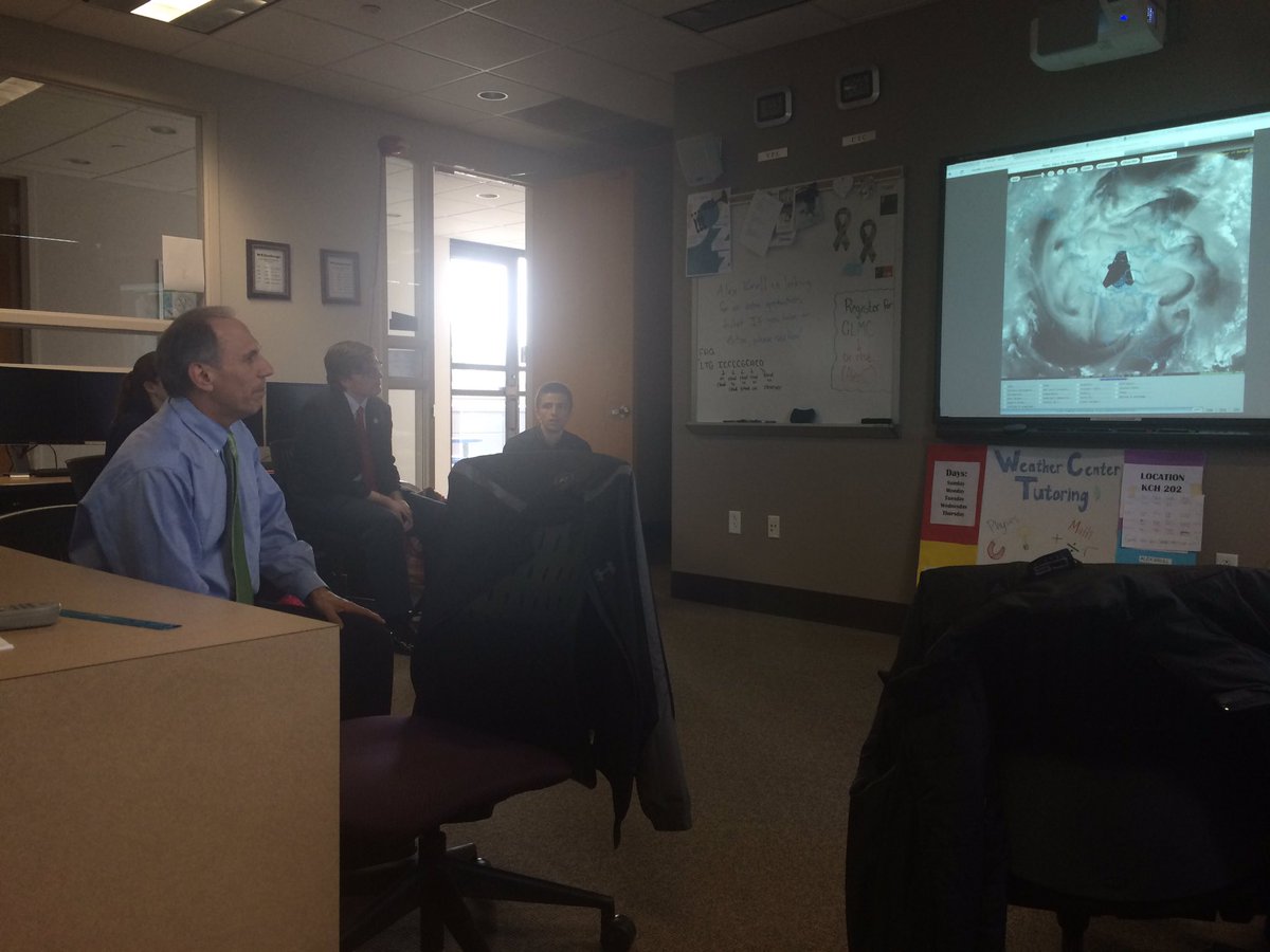 NWI_AMS's tweet image. Dr. Lapenta at the weather discussion! #GLMC2016