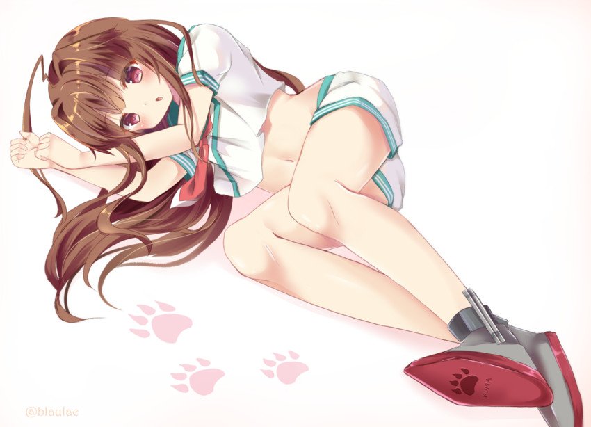 moesaurus's tweet image. I have a confession, I've never watched Kantai...  bring on the shaming. buff.ly/1PDzDGg