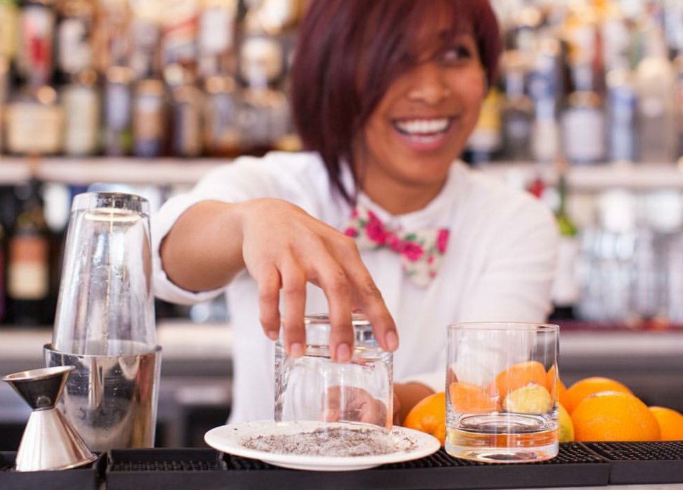 MaplePineRstrnt's tweet photo. Tonight, RVA First Fridays! Best place to refuel after the Art Walk is at Maple &amp; Pine.
#guestgram @belleisleshine https://t.co/3mnEutvZys