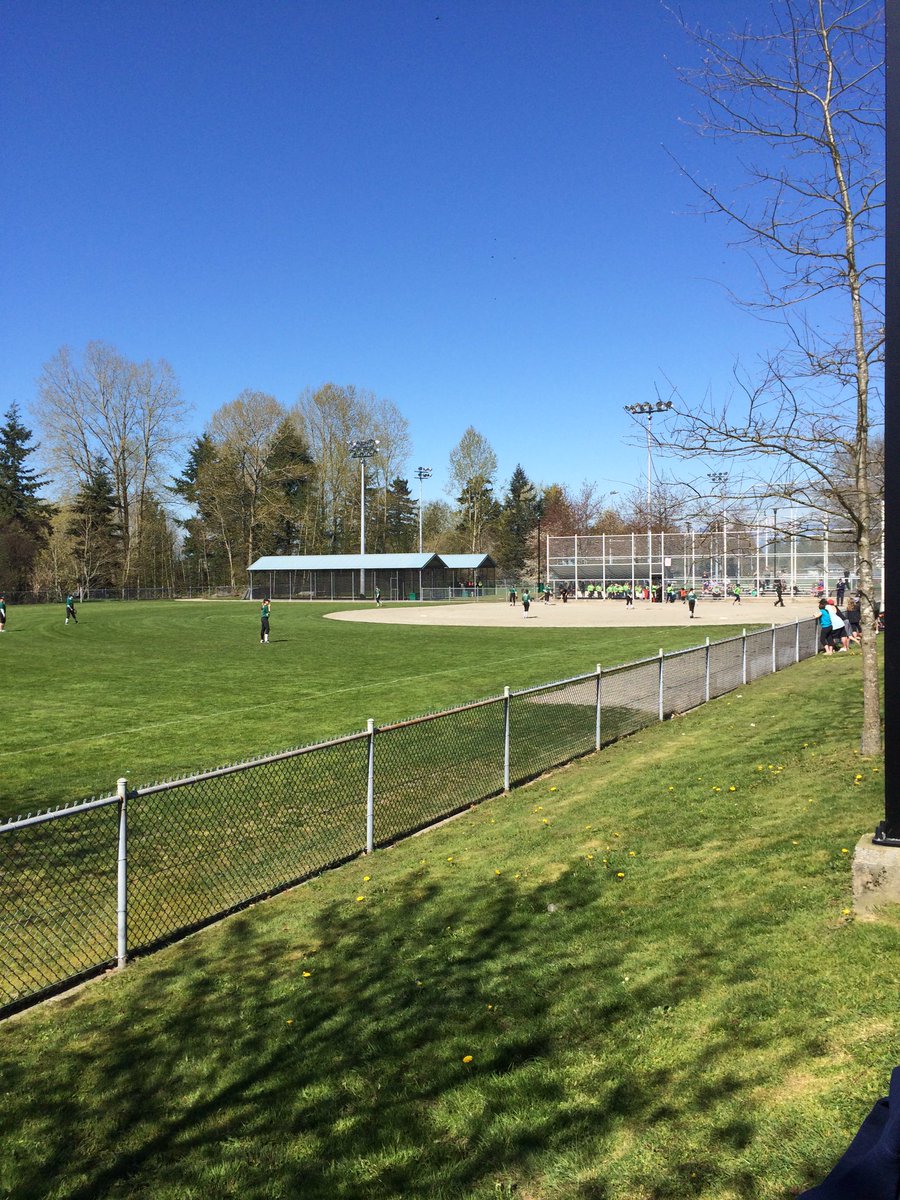 RKlewchuk's tweet photo. @PremierBradWall Sask U16 girls softball teams in Surrey, BC. Practice over. Tourney starts today. @SoftballCanada https://t.co/gusjVdi7tL