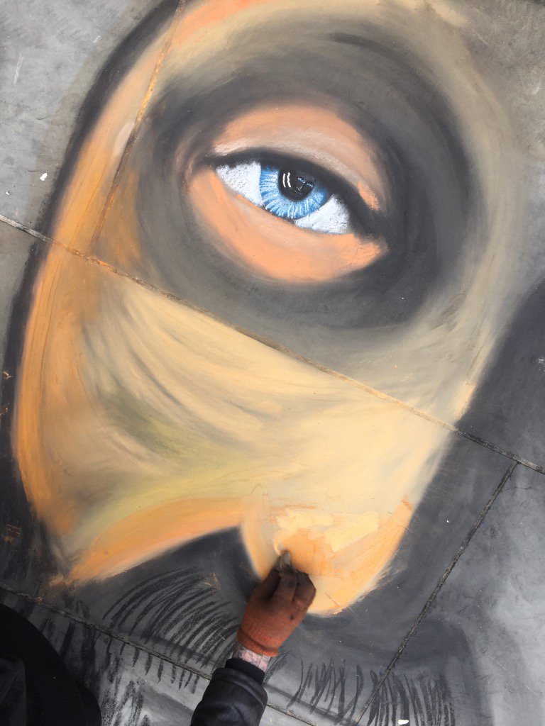 dmtmixel's tweet photo. #kevart16 https://t.co/GxNe5KHbez