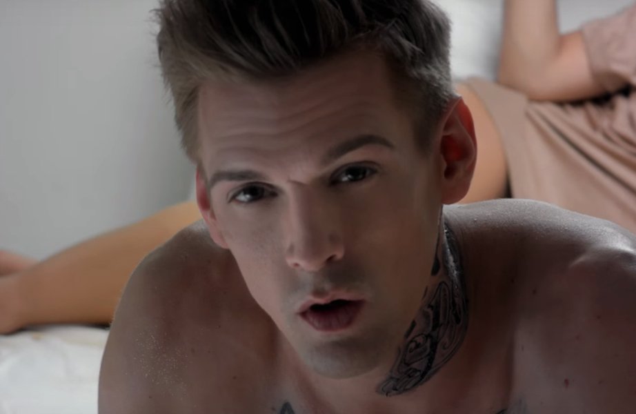 Lembra do Aaron Carter? 