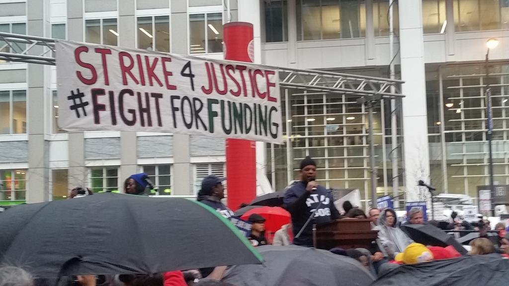 ATU998's tweet photo. "We can overcome if we stay in solidarity." ATU 308 President #CTUrally #CTUStrike #ShutDownCHI https://t.co/JVXextWD9L