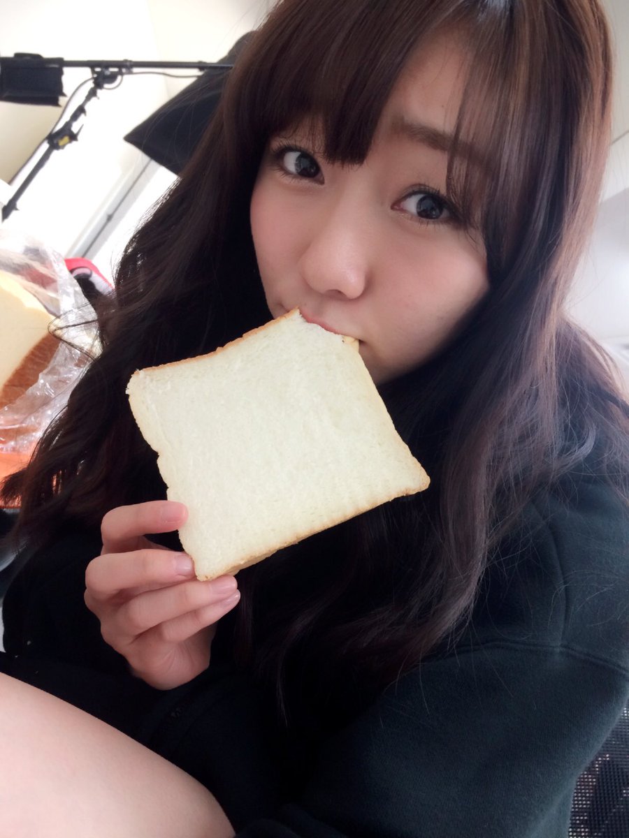 須田亜香里 Ske48 على تويتر 昨日アメーバブログに載せた写真 あんま好きじゃないけどラッピングカーを載せたかったから載せたら 想像以上に不評すぎて朝からコメント読んで凹んでる 笑 いかにいつも写りをごまかしてるか 身にしみて感じたよ 自撮り詐欺 須田亜香里 Ske48 على تويتر 昨日アメーバブログに載せた写真 あんま好きじゃないけどラッピングカーを載せたかったから載せたら 想像以上に不評すぎて朝からコメント読んで凹んでる 笑 いかにいつも写りをごまかしてるか 身にしみて感じたよ 自撮り詐欺
