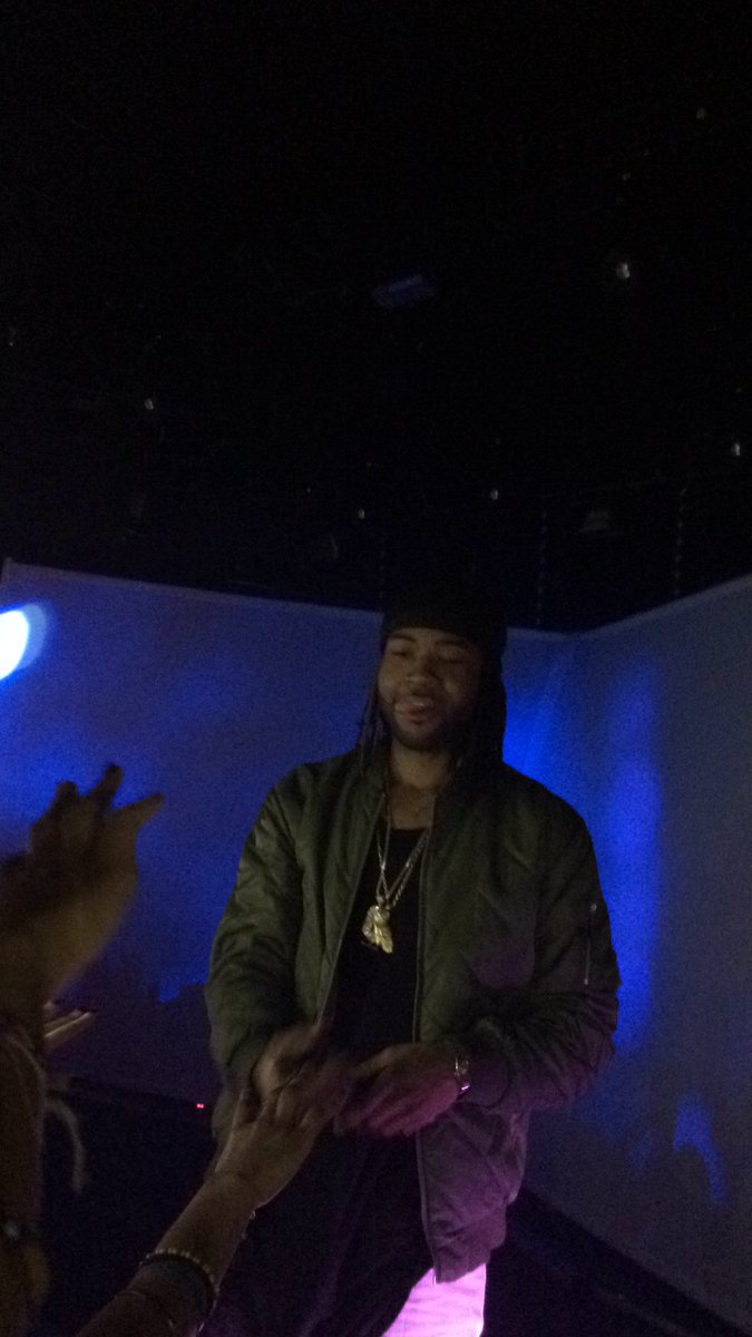 ahOuaiLaViehugh's tweet photo. @PARTYOMO #5 #PNDlive https://t.co/gEOyWtYUIY