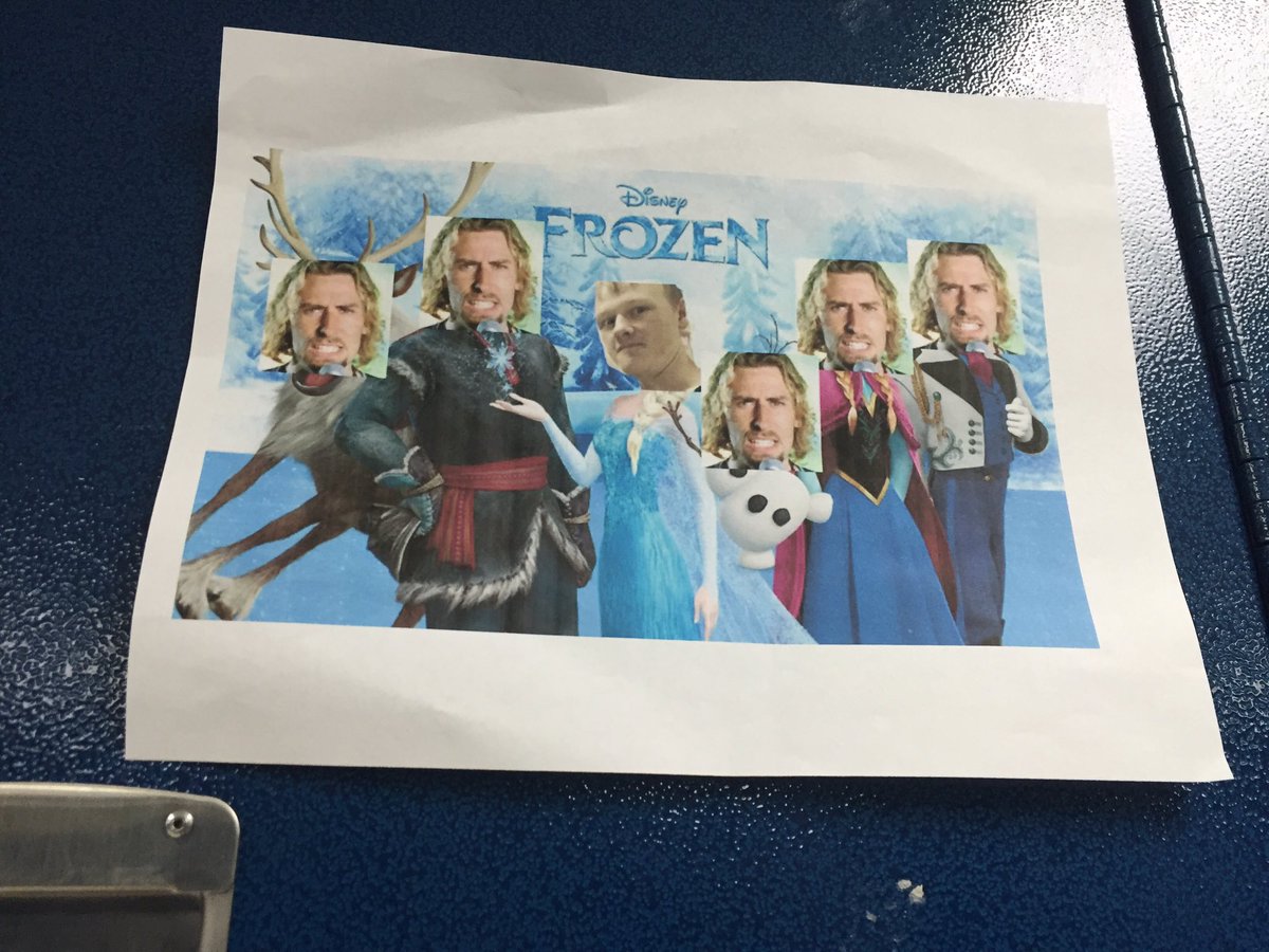 NotRelated2Ryne's tweet photo. I need better friends #NickelbackSucks #IHateFrozen https://t.co/iQ614KJOto
