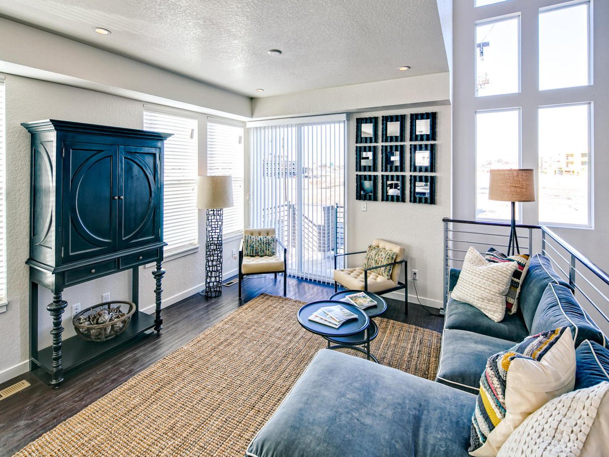 Christina Walker (ColoradoAndCo) Twitter