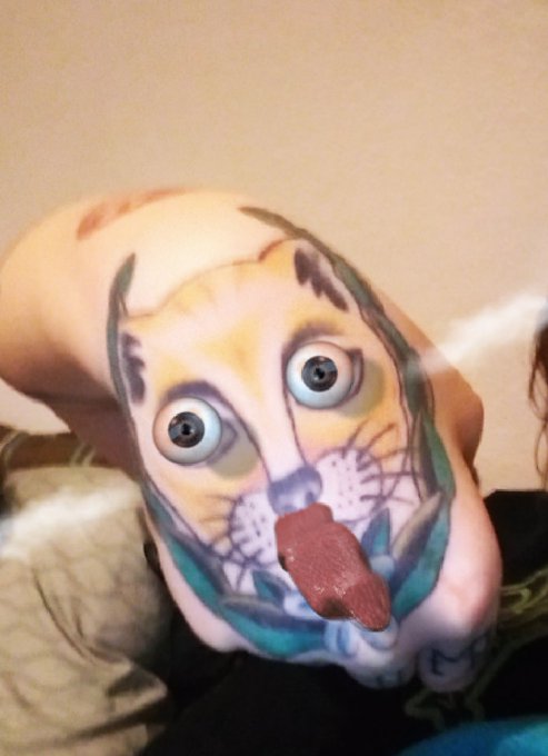 When snapchat recognizes the faces in your tattoos. https://t.co/UGdDorFhJy<a href="/tag/deanambrose"class="tags"><span>#deanambrose</span></a>