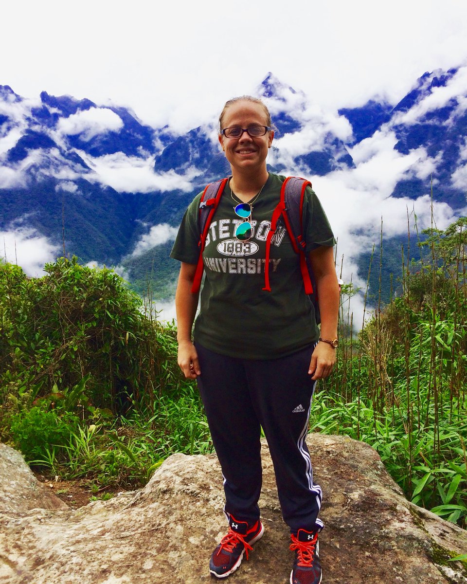 KAnitaMusgrove's tweet photo. #Peru #Machupicchu #newyearsday2016 #winterbreak #fridays #gadventuresperu #stetsonalumni https://t.co/jX7SfM6piO