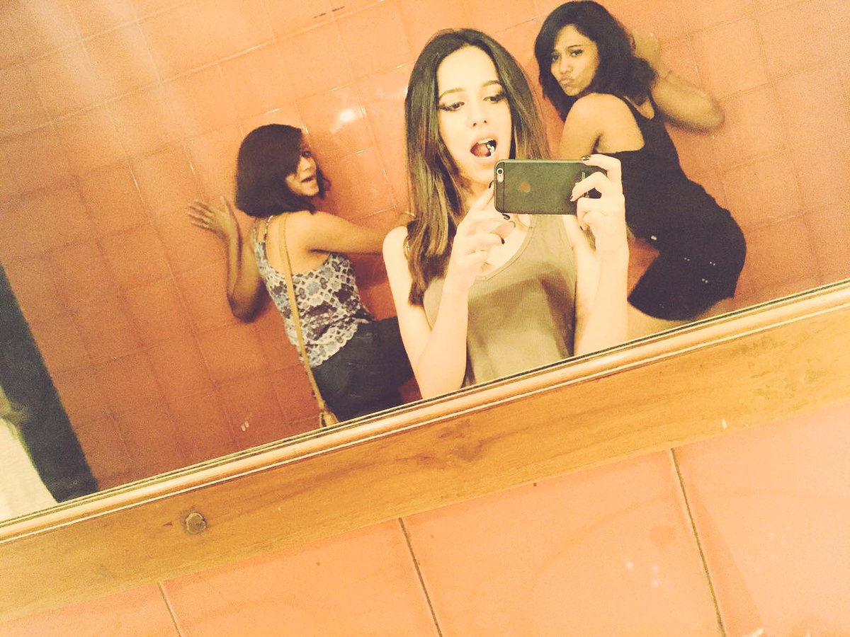 kila_nil's tweet photo. #photosession #leveldownyomax https://t.co/QO4R9o04je