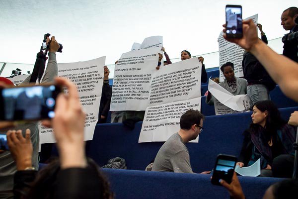 gtalusan's tweet photo. .@BLM_TO at Toronto city council chambers #topoli #BLMTOtentcity https://t.co/bbJStyUz2I
