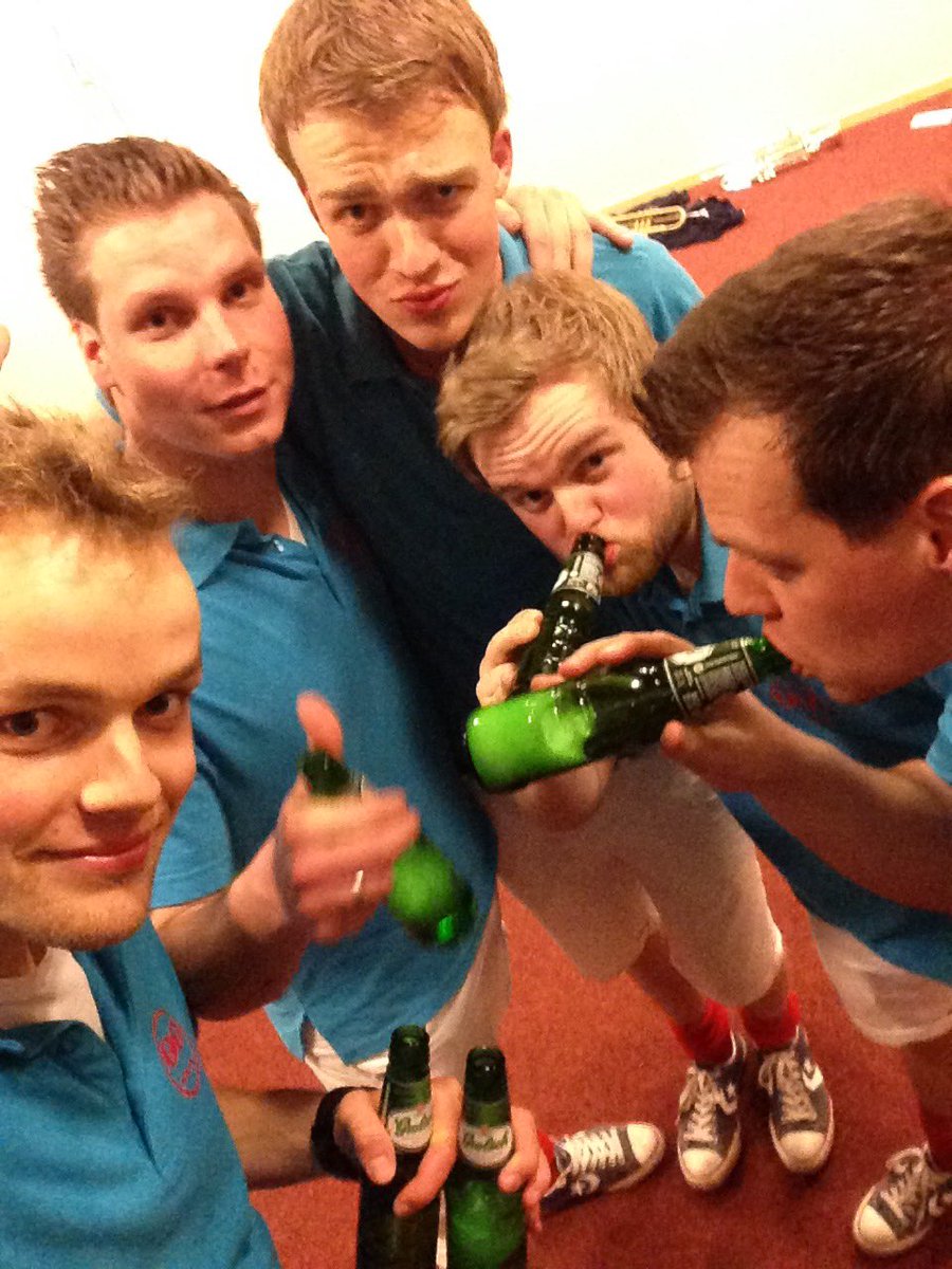 Zo. De kop is eraf! Bij jullie <a href="/flierefluiters/">Cor van Dalen</a> ?