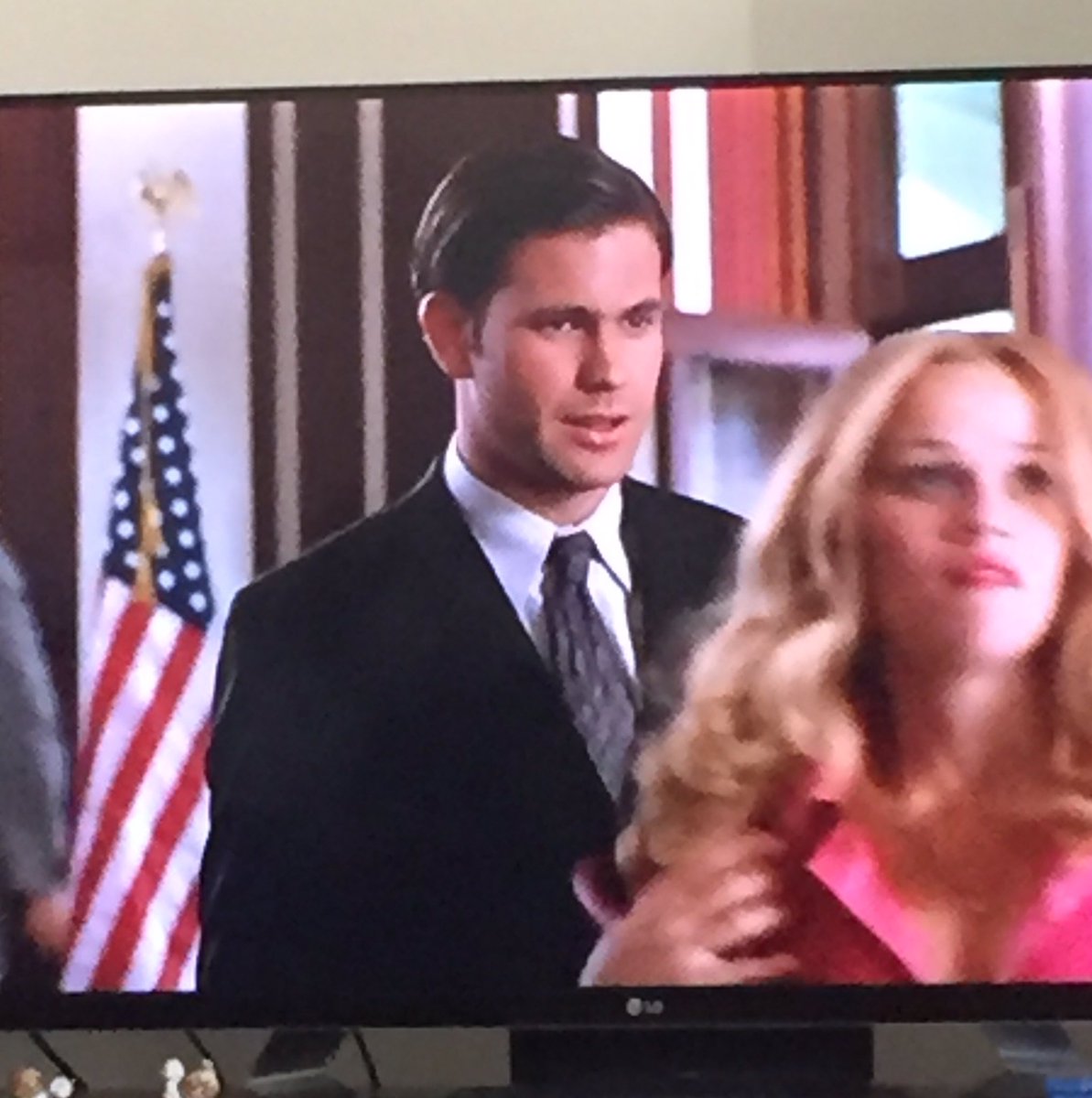 LynneVamp's tweet photo. #FlashbackFriday watching the tail end of Legally Blonde #TVD #Alric https://t.co/Ja8iWkspGp
