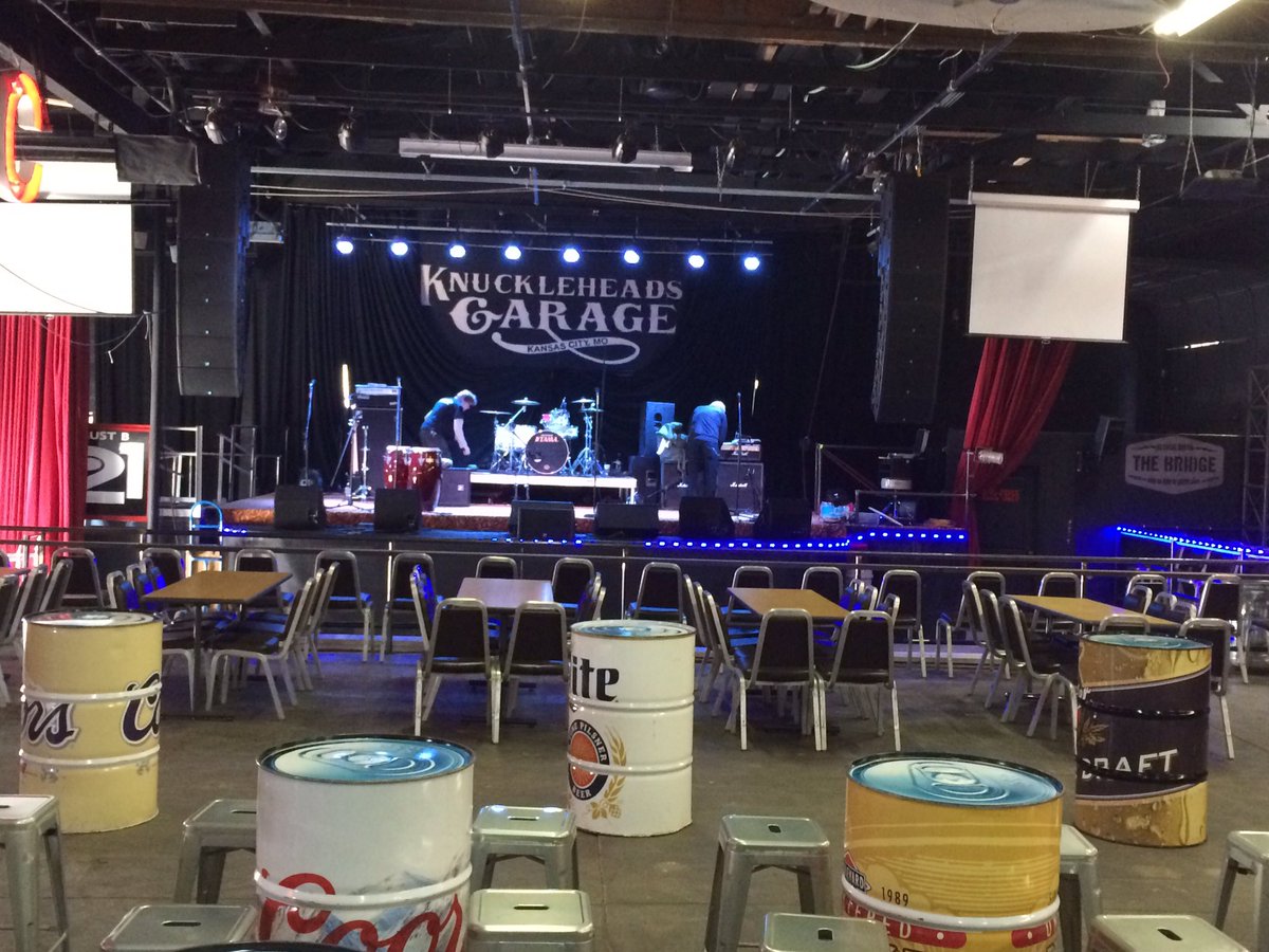HajCharlie's tweet photo. Have your tix for tonight's @dreadzeppelin show at @Knuckleheadskc #KansasCity @tortelvis is ready to #TCB⚡️⚡️⚡️ https://t.co/INb035IO9c