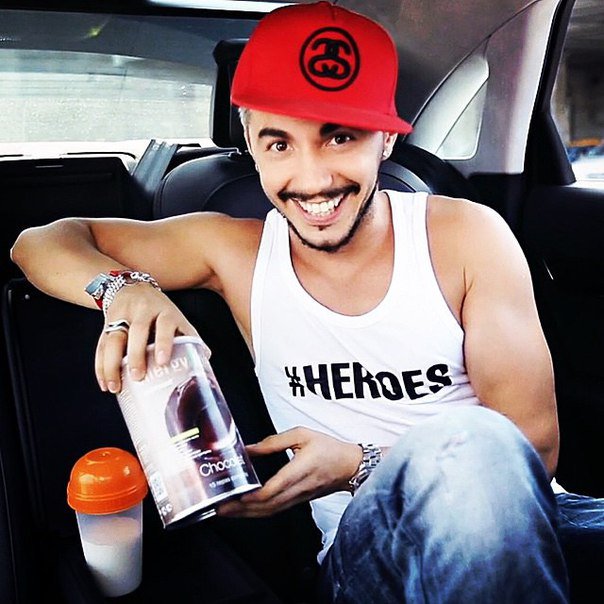 millenium_par's tweet image. Тимур Родригез: Energy Diet для меня – идеальная штука!