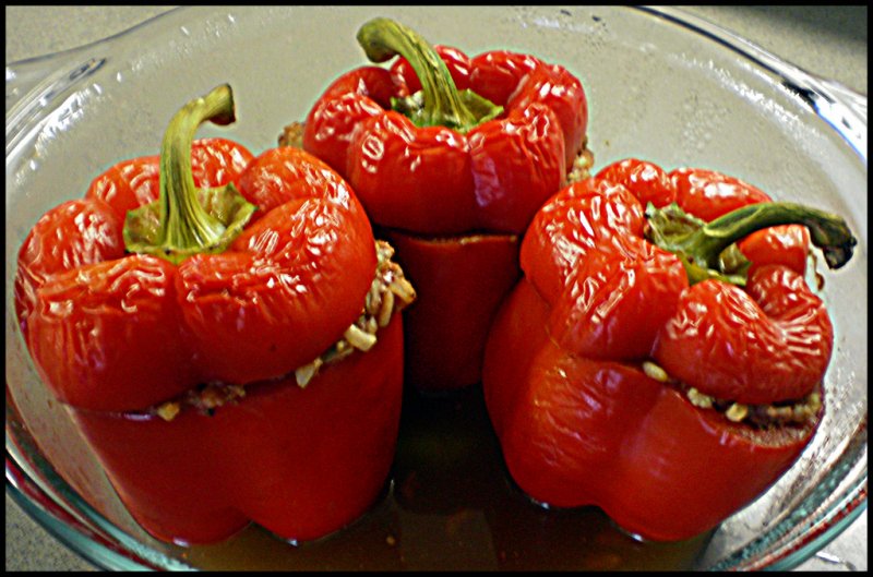 HaltonFreshFood's tweet photo. Ontario red peppers and maple syrup festivals! What more could you ask for?

https://t.co/nc8UPwvJsh https://t.co/aQYubBUVFi
