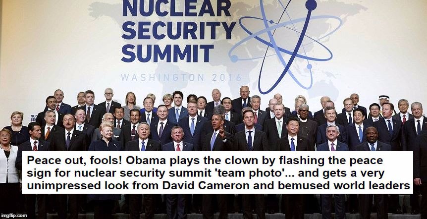 Clown Obama shows peace sign during nuclear security summit