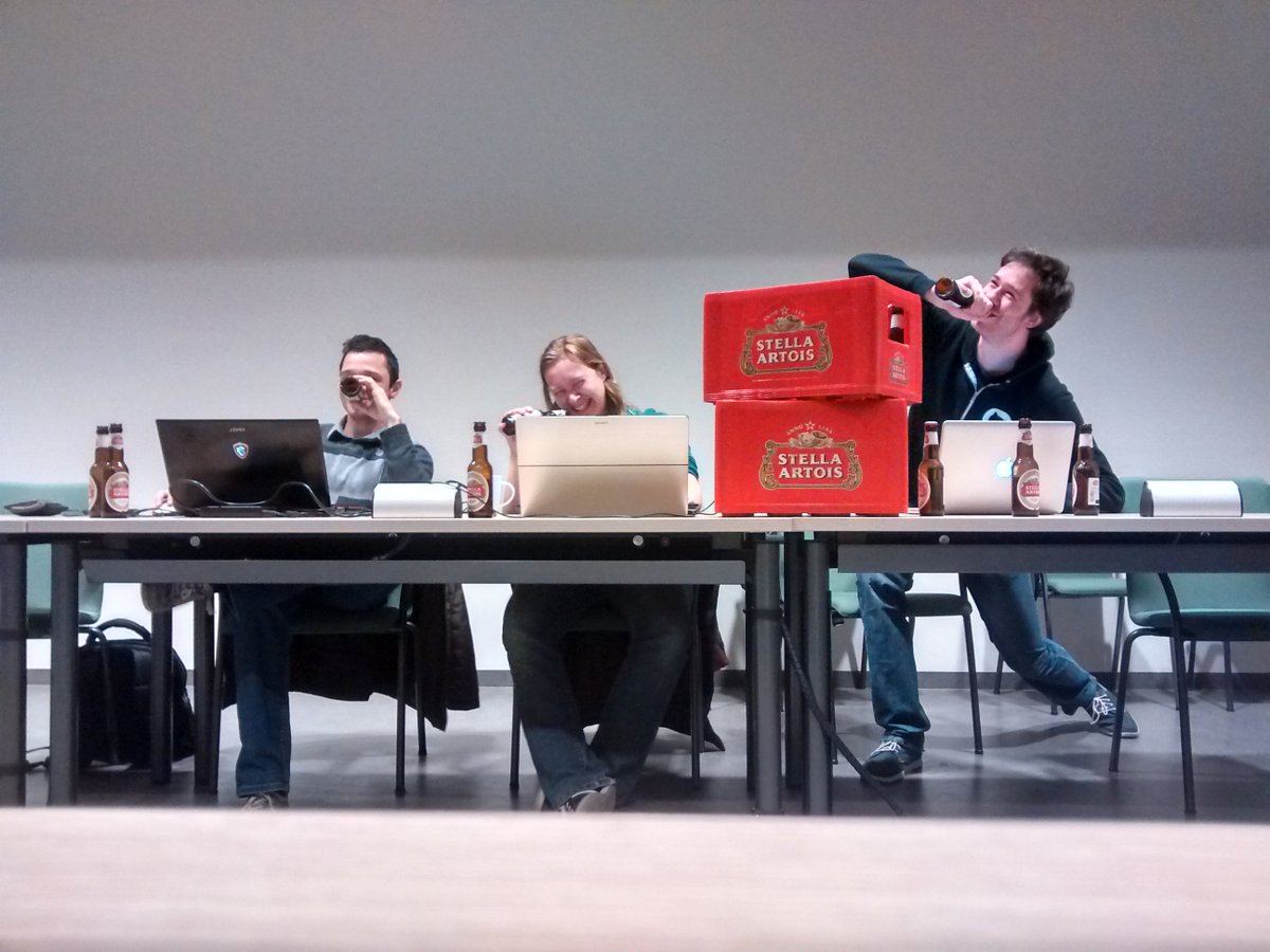 Hacknamstyle takes the lead at #ndhquals #ndh2k16 ! xkcd.com/323/ <a href="/hackerzvoice/">hackerzvoice</a>