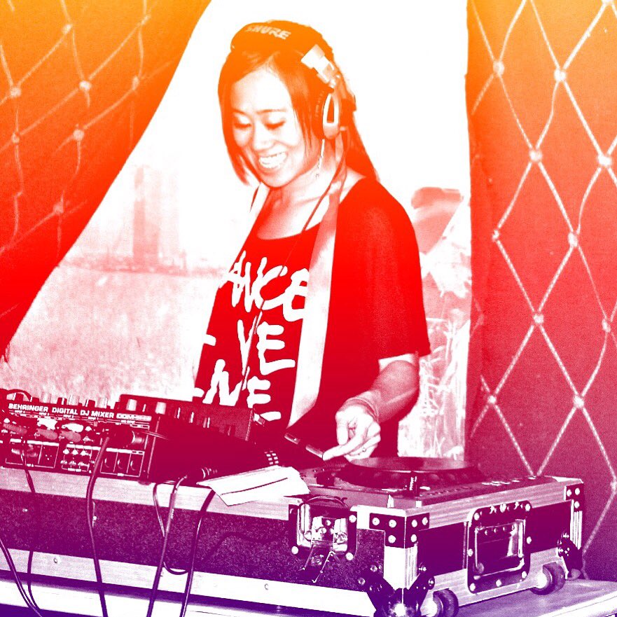 sexyca_fgp's tweet photo. Peace ☮ Love 💟 Live 😊 MUSIC 🎶 #FeelthyGood #DJLife #AustinTexas #FemaleDJ #Sexyca #TGIF #MusicIsMyCalling #FGP https://t.co/dJcu5t2gHe