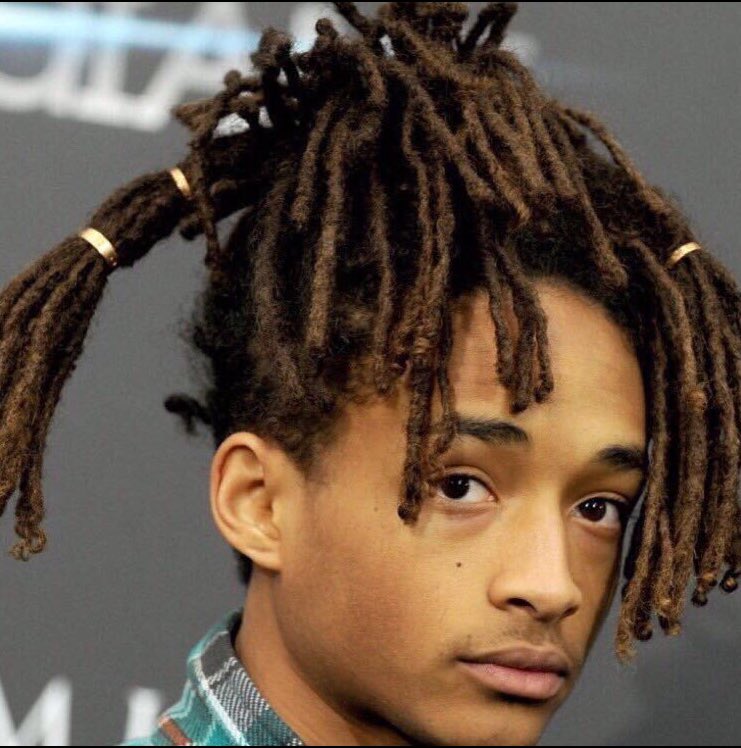 thefattyferia's tweet photo. Quand t'as plus d'élastique et que ton père c'est Will Smith https://t.co/DH44OAlXwK