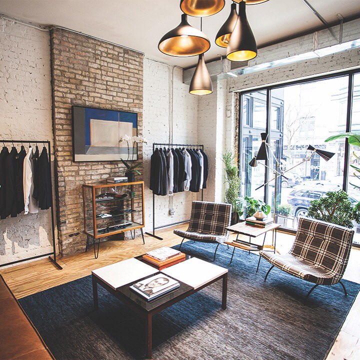 theblacktux's tweet photo. It's official! Our Chicago showroom is now open @thetiebar. Sign up for an appointment. Link in profile. https://t.co/VXYDD68z0P