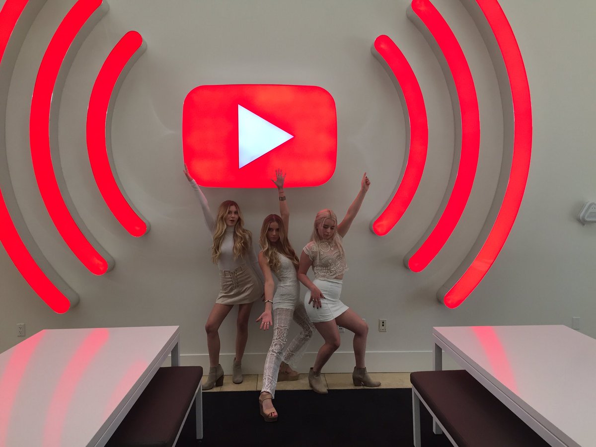 Bahari's tweet photo. Thanks @YouTube for having us over for YouTube Fridays #YTHQ #YTF https://t.co/kN9Gyak5ZF