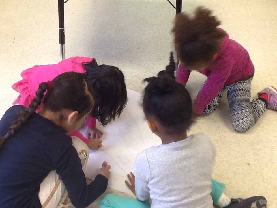KingswoodKinder's tweet photo. Creating and designing our own board games...Part 2 #PeelFDKmath #Kingswoodmath https://t.co/4ckp3bA3Ds