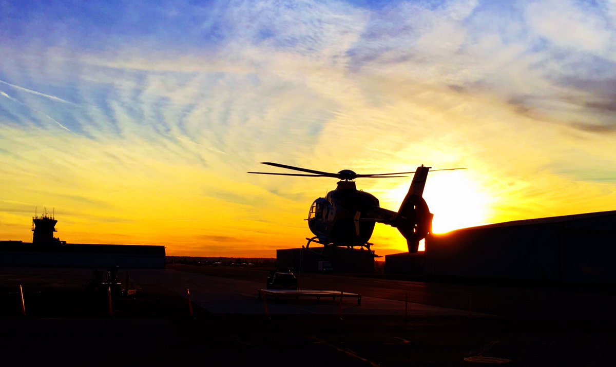The sun sets at Felts Field, #Spokane
Photo: Brian R. #sunset #helo