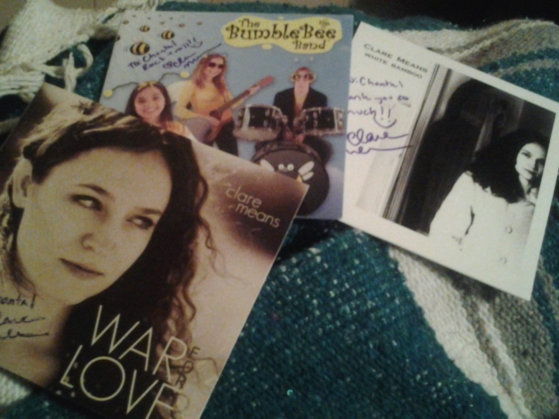 ChantalRatte's tweet photo. Just got back from picking up my mail 😊 Thanks @ClareMeans for the wonderful music ❤ 🎤 #talent #music #sweet https://t.co/mWPdh62YSi