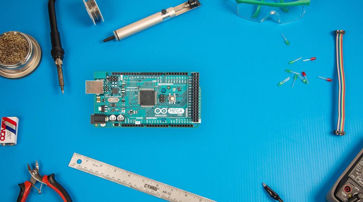 make's tweet image. Stoked for #ArduinoD16? Share your #Arduino-based projects on social with #MakeArduino: ow.ly/10cpLF
