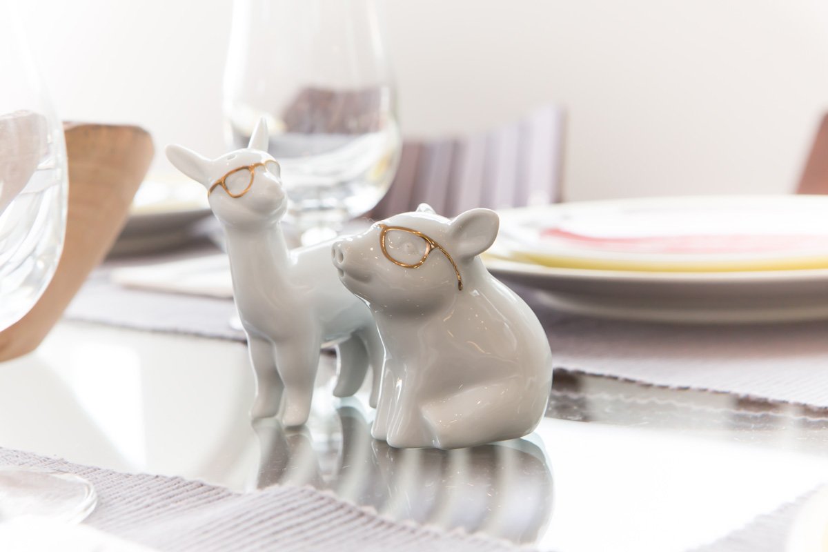 ModianoDesign's tweet photo. Awww! Hipster porcelain animals will liven up any room. #details #statementpiece #homedecor #cute #stagedbymodiano https://t.co/c4RRfpc6Yk