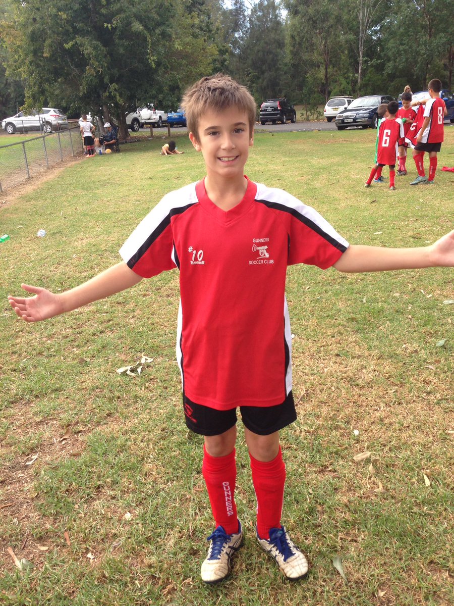 First game for the session #gunners #soccer